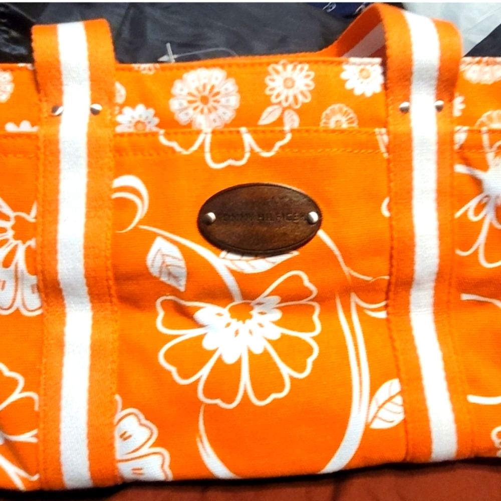 Tommy Hilfiger🧡🌼Floral Summer Canvas Tote🧡🌼